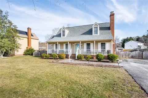 7607 Whirlaway Dr, Midlothian, VA 23112