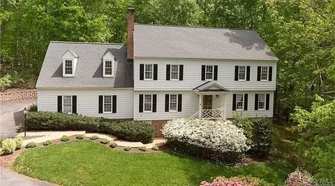 2321 Rochester Ct, Midlothian, VA 23113