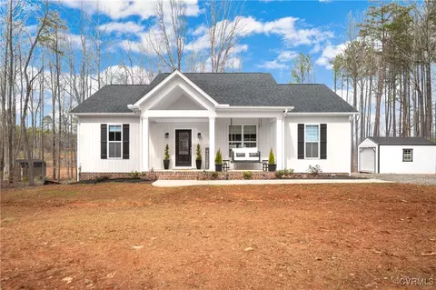 7141 Darlington Heights Rd, Farmville, VA 23901