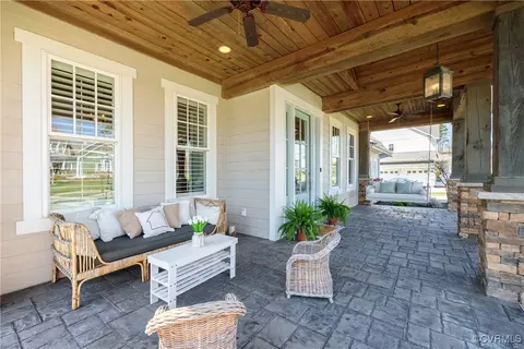 Exterior - 16331 Drumone Rd, Midlothian, VA 23112 photo 4 of 10