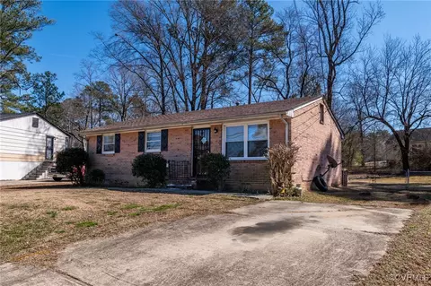 1625 Circle Dr, Petersburg, VA 23803