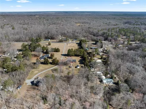 9221 E Patrick Henry Rd, Ashland, VA 23005 photo 3