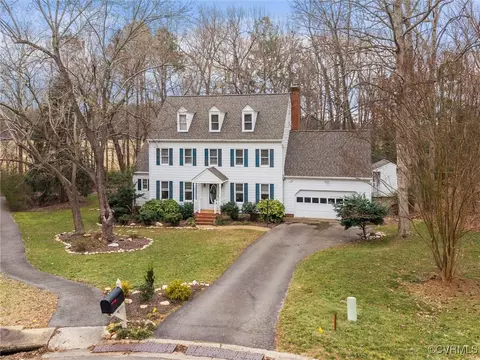 5503 Silver Birch Ln, Midlothian, VA 23112