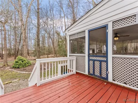 Exterior - 5503 Silver Birch Ln, Midlothian, VA 23112 photo 7 of 13