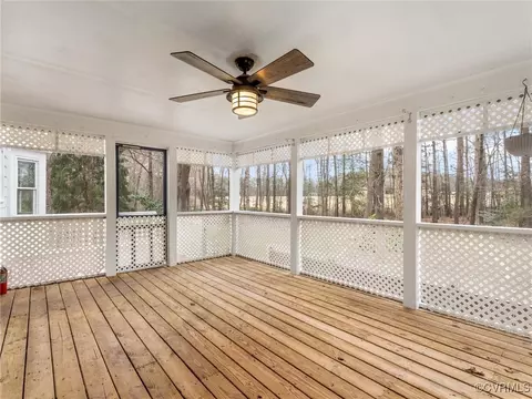 Exterior - 5503 Silver Birch Ln, Midlothian, VA 23112 photo 6 of 13