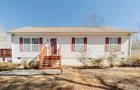 77 Bah Rd, Scottsville, VA 24590
