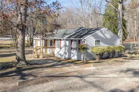 8350 New Ashcake Rd, Mechanicsville, VA 23116