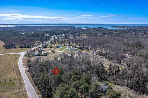 28-209 Irvington Rd, Irvington, VA 22480