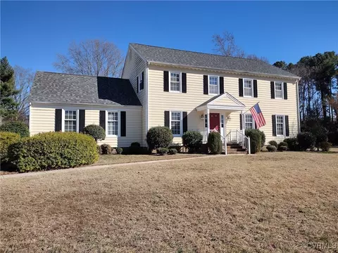 3007 Driftwood Ave, Colonial Heights, VA 23834