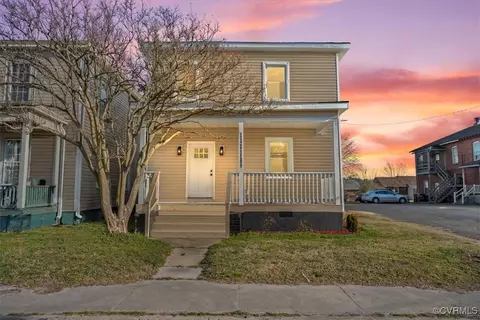 1444 Halifax St, Petersburg, VA 23803