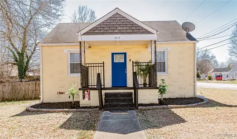 2214 Johnson St, Hopewell, VA 23860