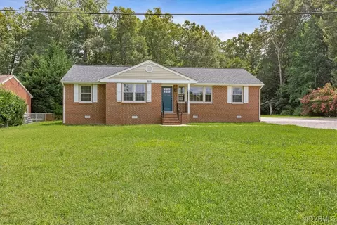 7513 River Rd, South Chesterfield, VA 23803