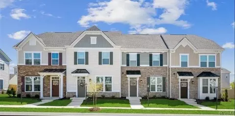 2045 Orange Blossom Ln, Sandston, VA 23150