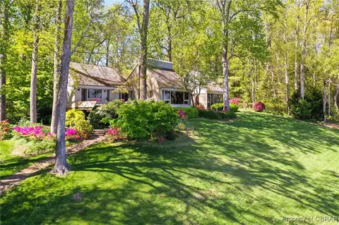 1363 Wilton Creek Rd, Hartfield, VA 23071