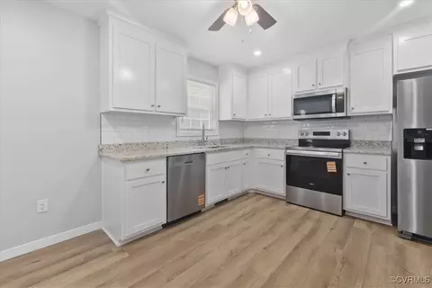 Kitchen - 11615 Jerusalem Plank Rd, Waverly, VA 23890 photo 1 of 2