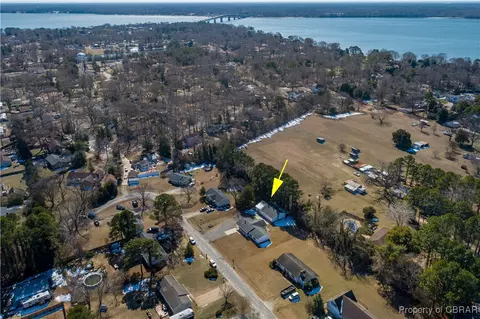 1868 Highland Dr, Gloucester Point, VA 23062 photo 24