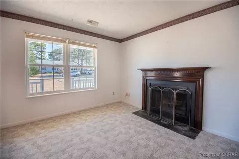 1868 Highland Dr, Gloucester Point, VA 23062 photo 10