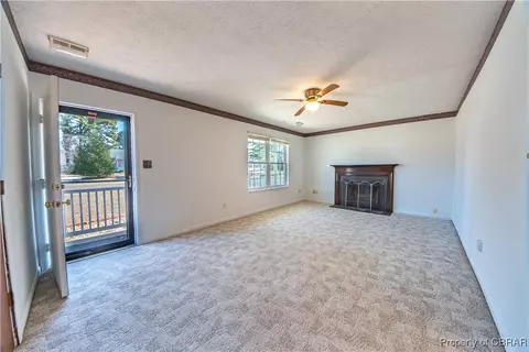 1868 Highland Dr, Gloucester Point, VA 23062 photo 9