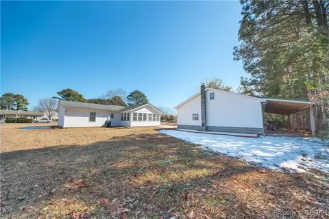 1868 Highland Dr, Gloucester Point, VA 23062 photo 30