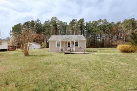 23235 Pine Grove Pl, Petersburg, VA 23803