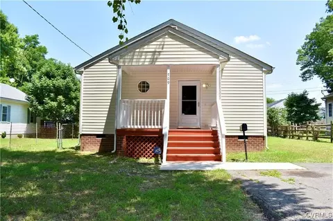 709 N 10th Ave, Hopewell, VA 23860