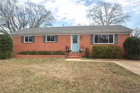 3115 Holly Ave, Colonial Heights, VA 23834