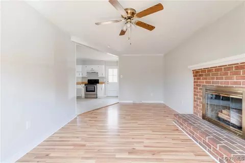 Living - 11506 Genito Rd, Midlothian, VA 23112 photo 8 of 9
