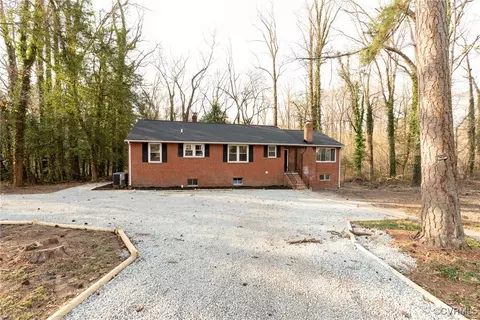 6851 Melville Dr, Chesterfield, VA 23832