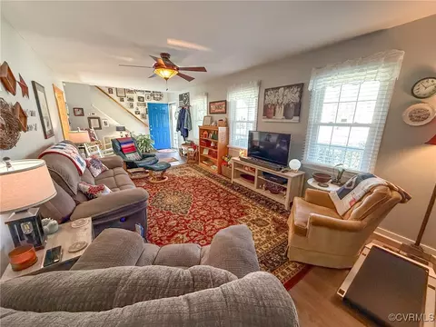 Living - 2828 Sutherland Rd, Sutherland, VA 23885 photo 1 of 3