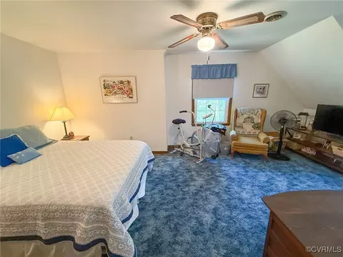 Bedroom - 2828 Sutherland Rd, Sutherland, VA 23885 photo 5 of 10