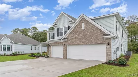 8855 Farthing Dr, Chesterfield, VA 23838
