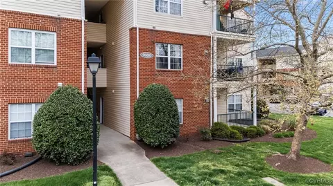 9600 Links Way #H, Glen Allen, VA 23059
