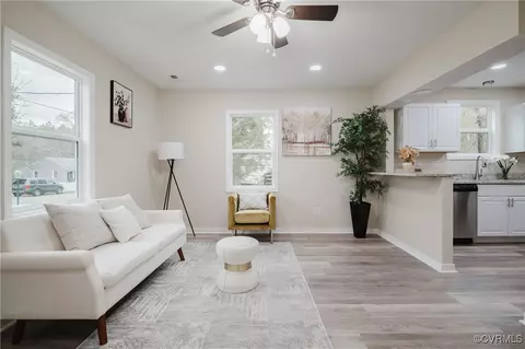 1110 8th St, Petersburg, VA 23803