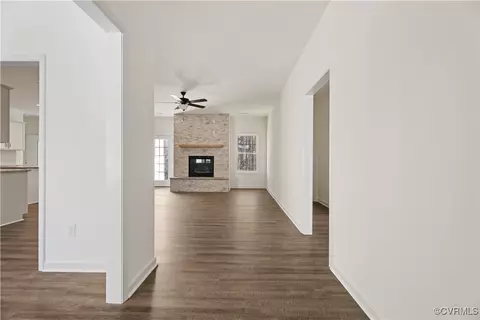 Entry Way - 11777 Pine Needles Dr, Providence Forge, VA 23140 photo 2 of 5