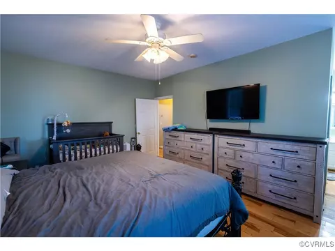 Bedroom - 1047 Camera Rd, Waverly, VA 23890 photo 3 of 10