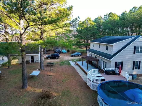 Exterior - 1047 Camera Rd, Waverly, VA 23890 photo 9 of 10