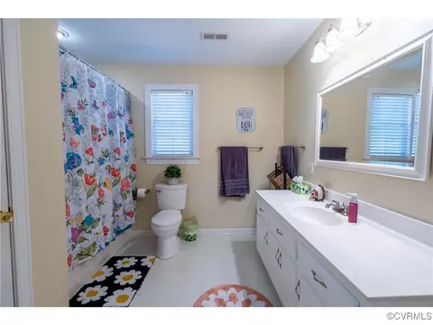 Bath - 1047 Camera Rd, Waverly, VA 23890 photo 4 of 4