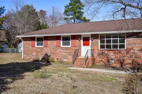 403 Iroquois Dr, Sandston, VA 23150