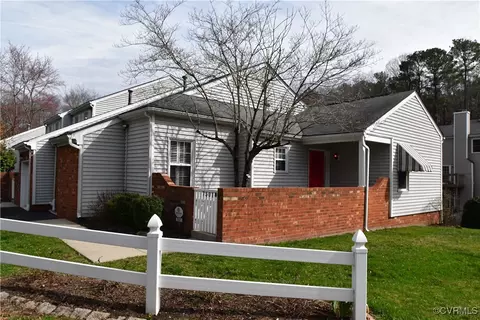 7501 Potters Ct, Richmond, VA 23225