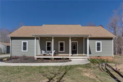 230 Agee Ln, Cumberland, VA 23040