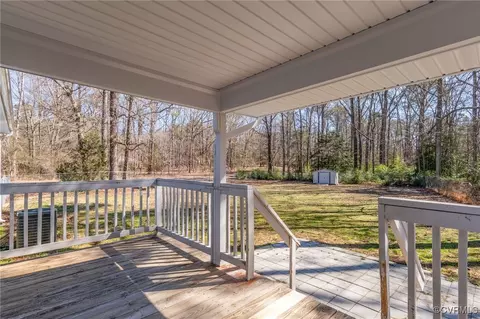 Exterior - 20111 Horseshoe Rd, Carson, VA 23830 photo 5 of 12