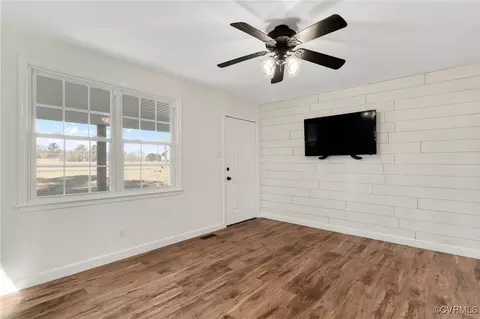 Living - 20111 Horseshoe Rd, Carson, VA 23830 photo 1 of 1
