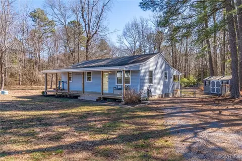 Exterior - 20111 Horseshoe Rd, Carson, VA 23830 photo 2 of 12