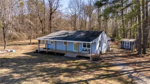 Exterior - 20111 Horseshoe Rd, Carson, VA 23830 photo 11 of 12