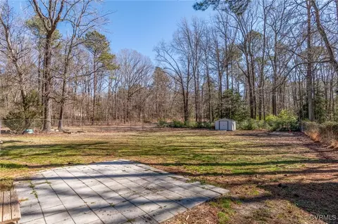 Exterior - 20111 Horseshoe Rd, Carson, VA 23830 photo 6 of 12