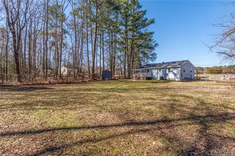 Exterior - 20111 Horseshoe Rd, Carson, VA 23830 photo 8 of 12