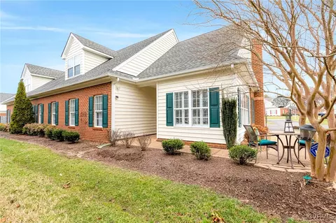 7311 Dress Blue Cir, Mechanicsville, VA 23116