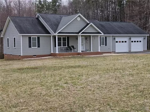 17241 W Pridesville Rd, Amelia Court House, VA 23002