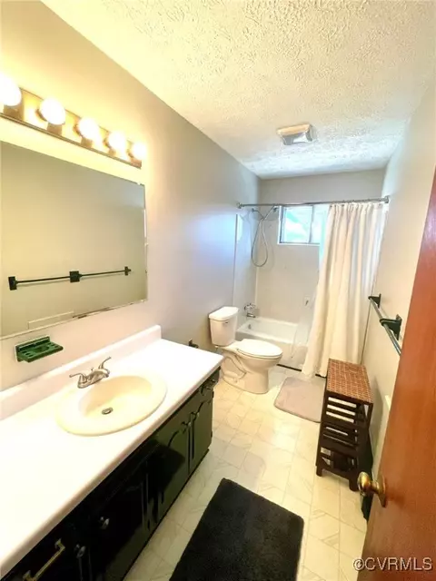 Bath - 2930 Delfin Rd, Midlothian, VA 23112 photo 1 of 2