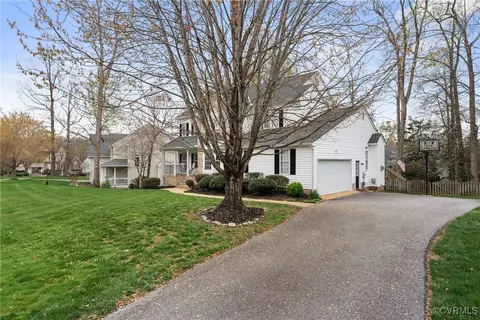Exterior - 11901 Longfellow Dr, Midlothian, VA 23112 photo 4 of 8